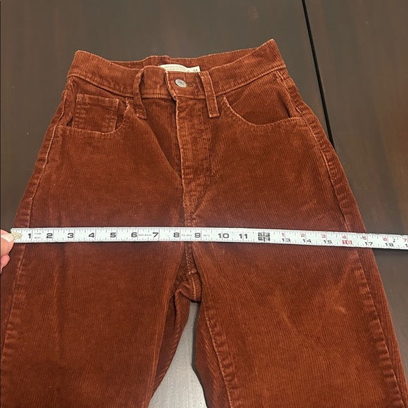 Levi’s High-Waisted Rust Corduroy Mom Jeans Tapered Leg Size 24 - Picture 15 of 15